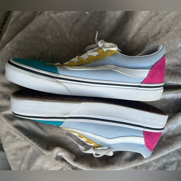 Woman’s VANS Color Block Sneakers 🌵6 - Picture 12 of 12